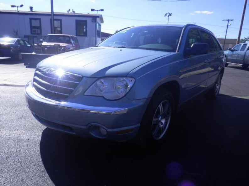 2008 Chrysler Pacifica at USA 1